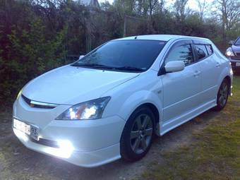 2002 Toyota WiLL VS Photos