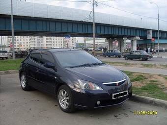 2002 Toyota WiLL VS Photos