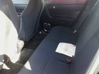 2002 Toyota WiLL VS Photos