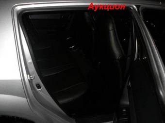 2002 Toyota WiLL VS Photos