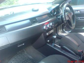 2002 Toyota WiLL VS Photos