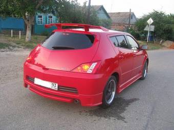 2002 Toyota WiLL VS Photos