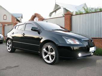 2003 Toyota WiLL VS Photos