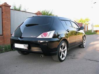 2003 Toyota WiLL VS Photos