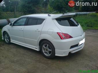 2003 Toyota WiLL VS Photos