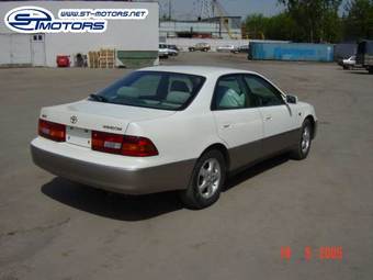 1998 Toyota Windom Photos
