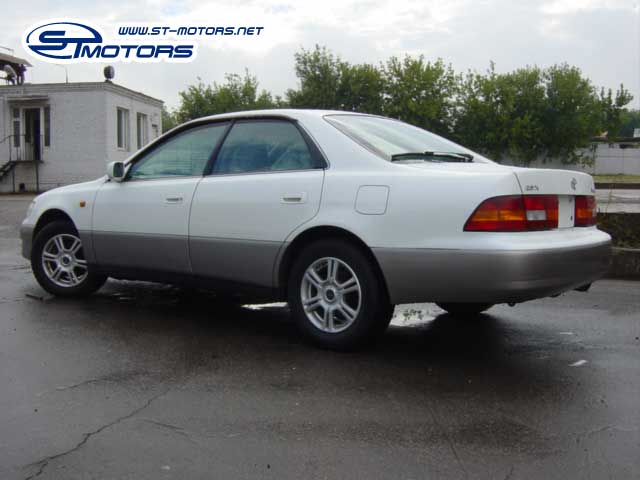 1999 Toyota Windom Pictures