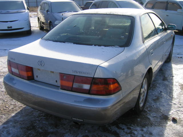 1999 Toyota Windom Pictures