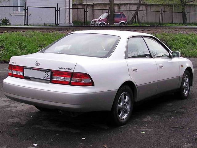 2000 Toyota Windom