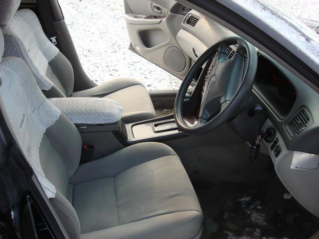2000 Toyota Windom