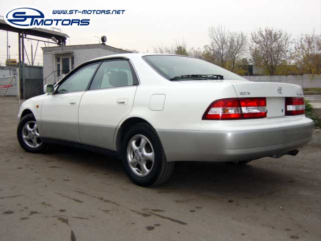 2000 Toyota Windom Pictures