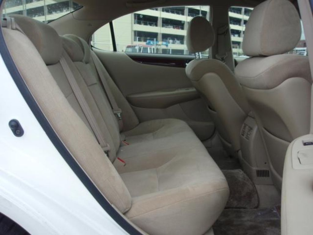 2001 Toyota Windom