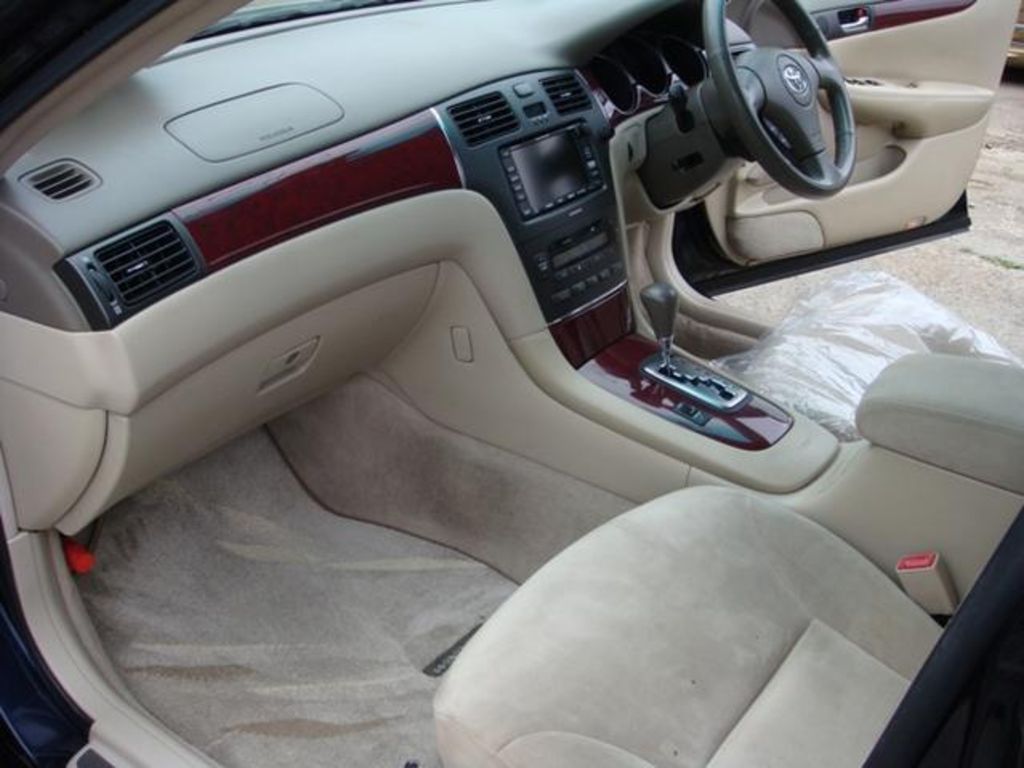2001 Toyota Windom