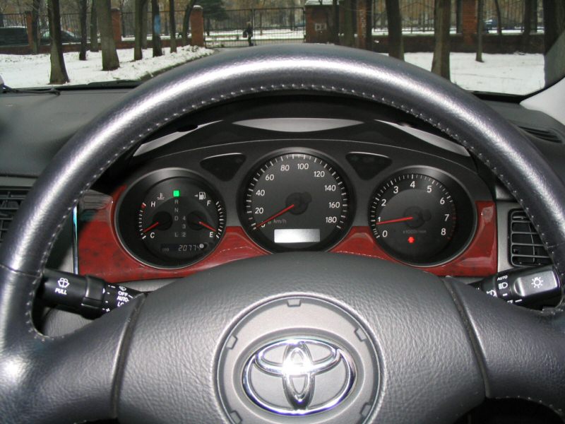 2001 Toyota Windom Photos