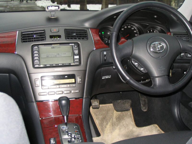 2001 Toyota Windom Photos
