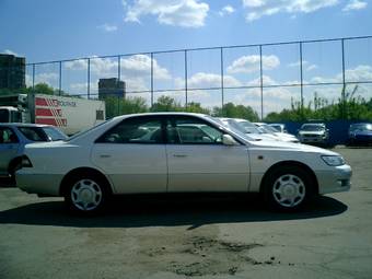 2001 Toyota Windom Photos