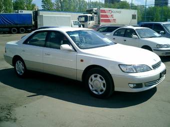 2001 Toyota Windom Photos