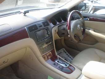 2001 Toyota Windom Photos