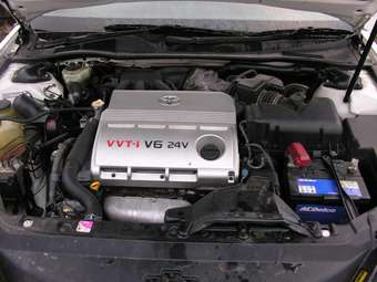 2001 Toyota Windom Photos