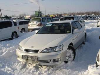2001 Toyota Windom Photos
