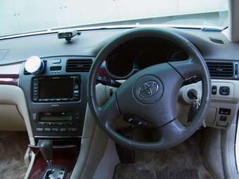 2001 Toyota Windom Pictures