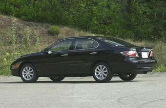 2001 Toyota Windom Photos