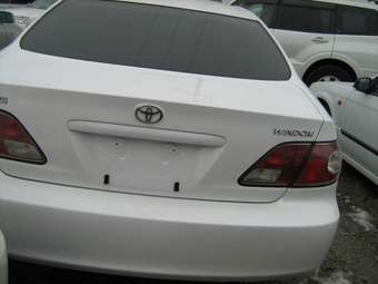 2001 Toyota Windom Photos