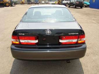 2001 Toyota Windom Pictures