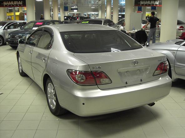 2002 Toyota Windom Pictures