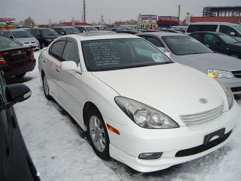 2002 Toyota Windom Images