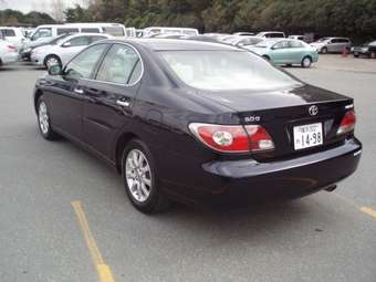 2002 Toyota Windom Photos