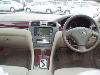 2002 Toyota Windom Images
