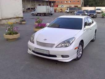 2002 Toyota Windom Photos