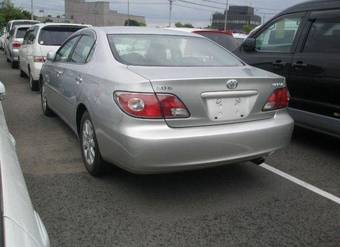 2002 Toyota Windom Photos