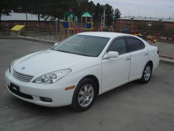 2002 Toyota Windom Photos