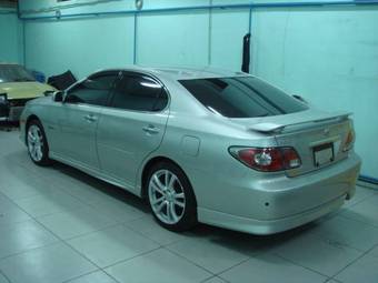 2002 Toyota Windom Pictures
