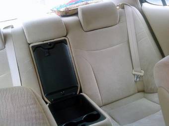 2002 Toyota Windom Pictures
