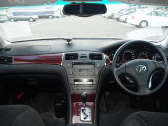 2003 Toyota Windom Photos
