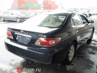 2003 Toyota Windom Pictures