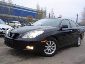 2003 Toyota Windom Photos