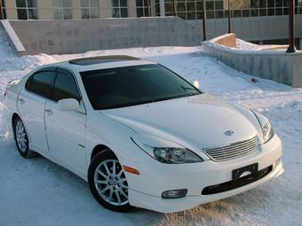 2003 Toyota Windom Pictures