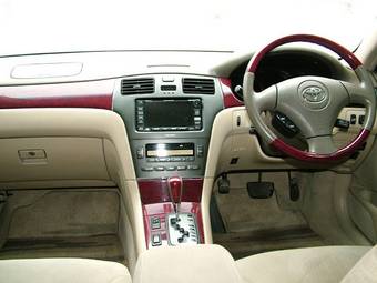 2003 Toyota Windom Photos