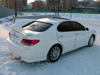 2003 Toyota Windom Wallpapers