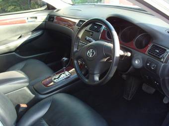 2003 Toyota Windom Pictures