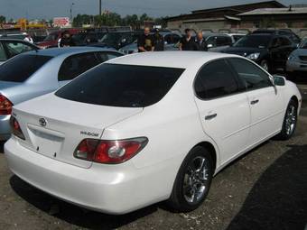 2003 Toyota Windom Photos