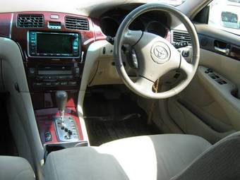 2003 Toyota Windom Photos