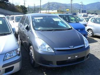 2003 Toyota Wish