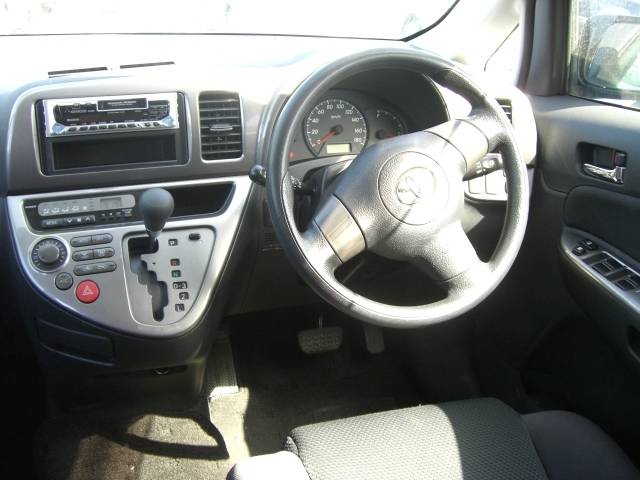 2003 Toyota Wish