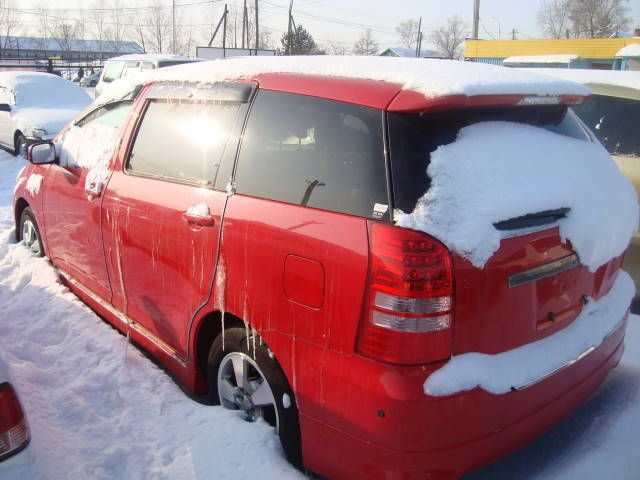 2003 Toyota Wish