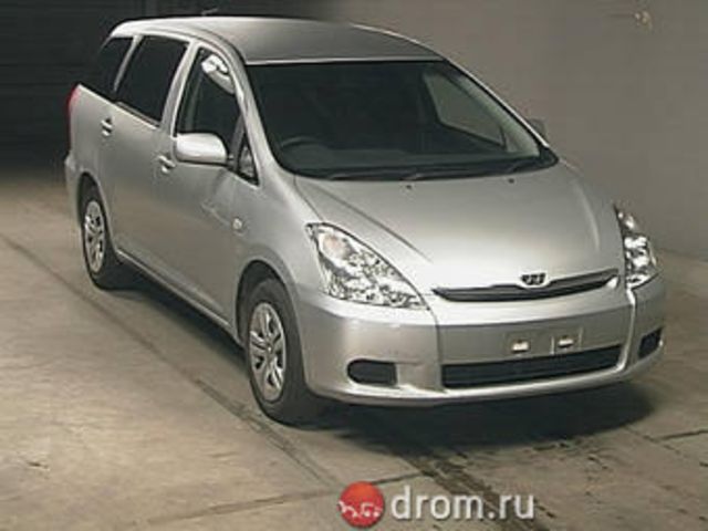 2003 Toyota Wish